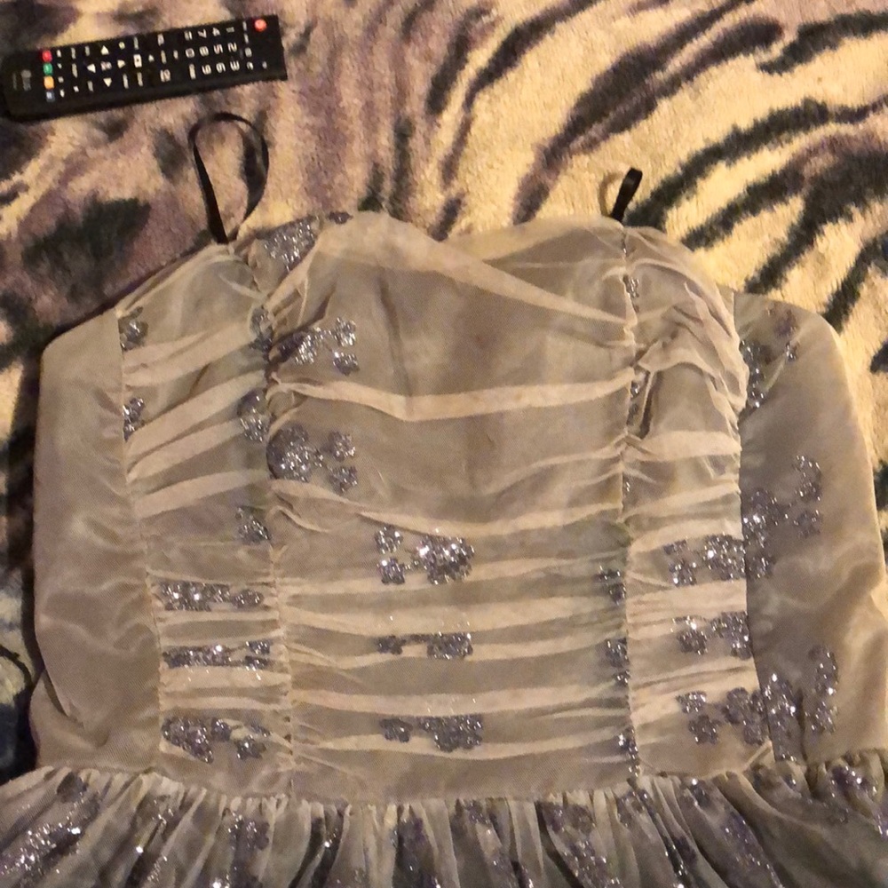 Girls dress